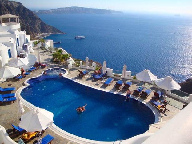 Top Honeymoon Destinations In Greece